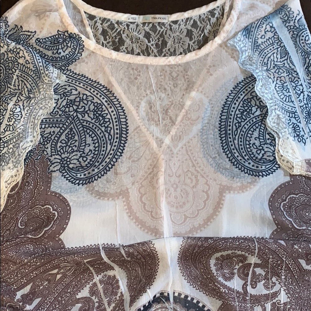 Maurices top